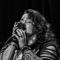 Erica Mayr performing