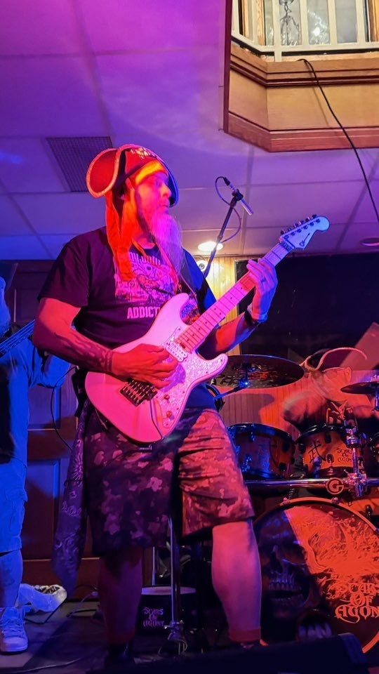 Dave Cilluffo performing